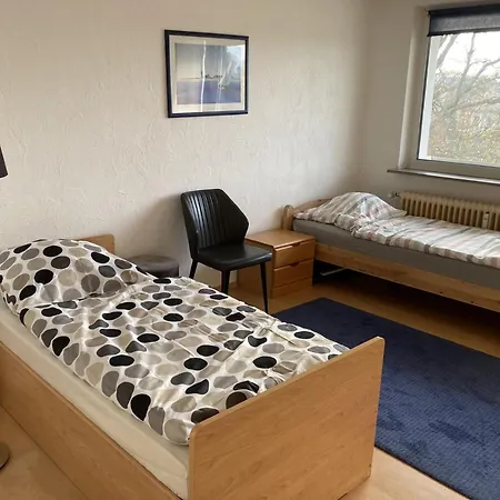 Rentarooms アパート *